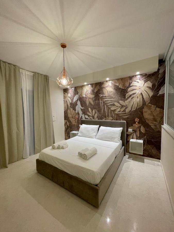 Suite 55 In Centro Trani Eksteriør billede