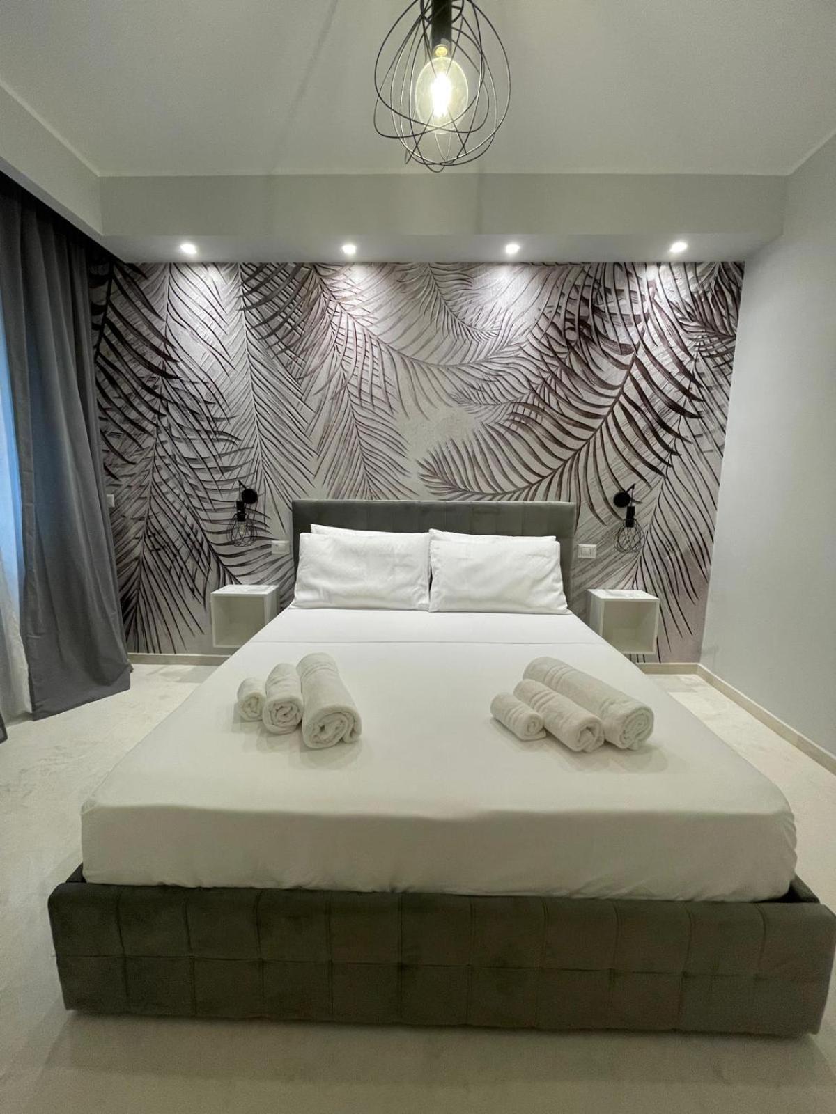 Suite 55 In Centro Trani Eksteriør billede